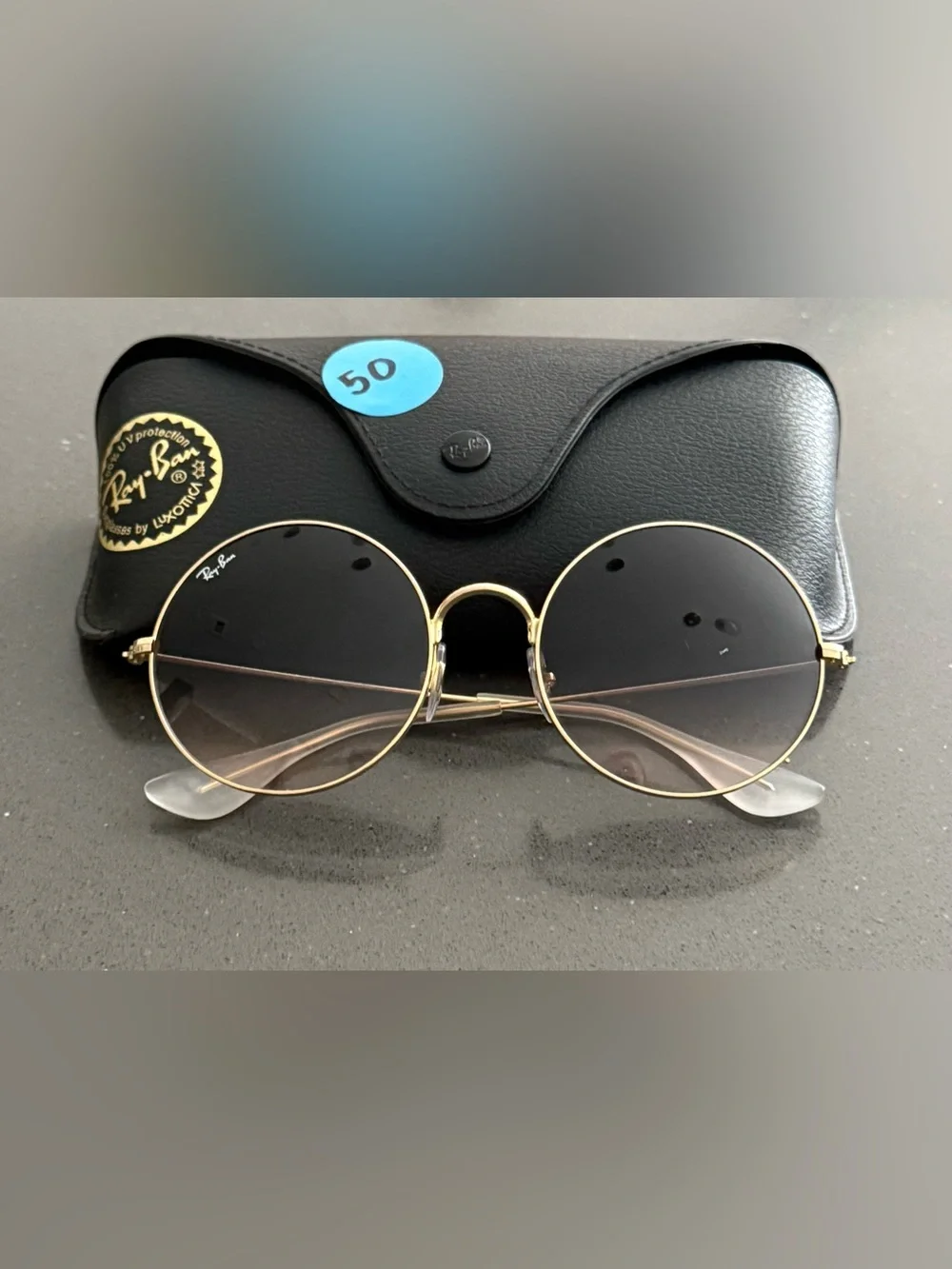 Ray-Ban Round Metal Sunglasses - Gold Frame with Gradient Gray Lenses